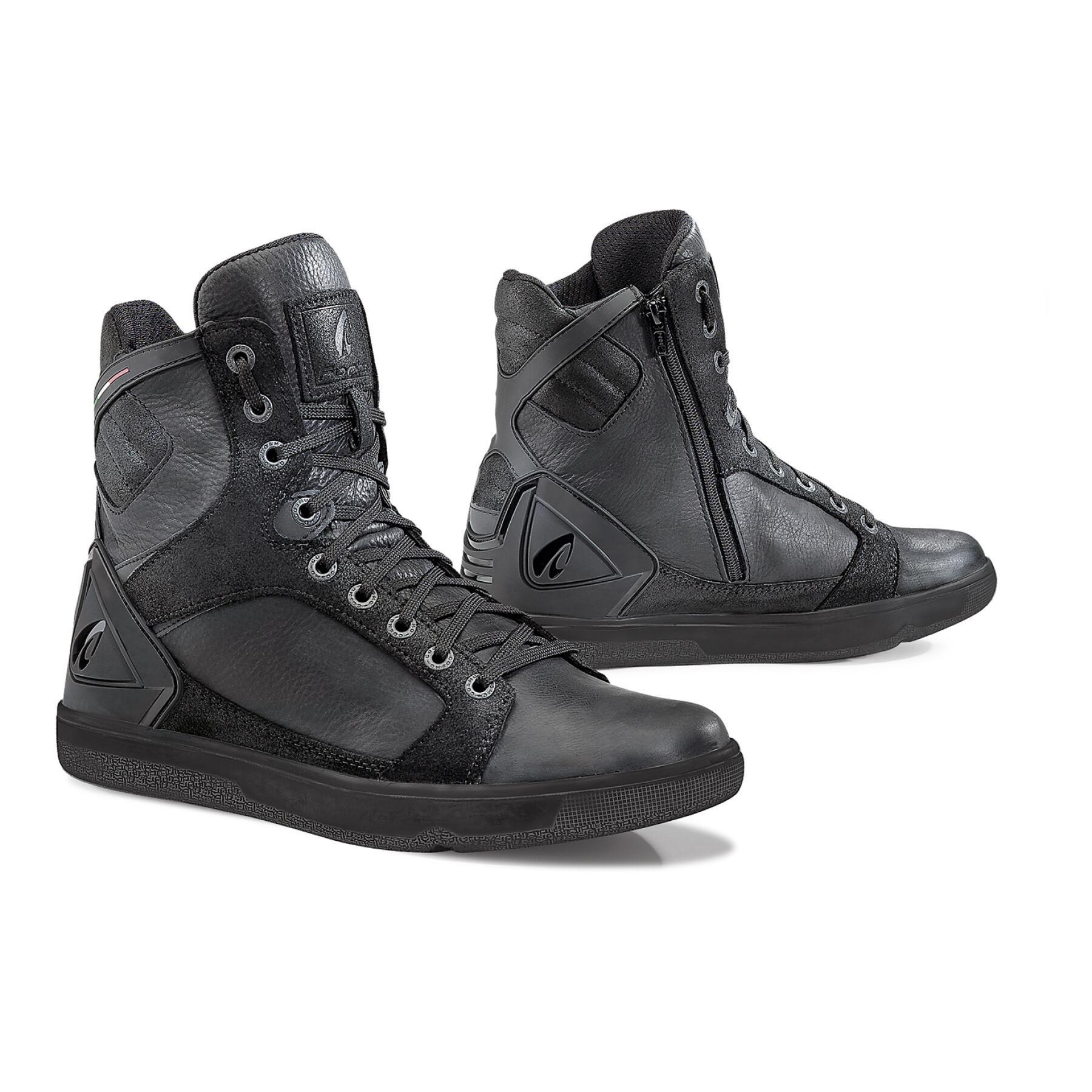 Motorcycle shoes Forma Hyper WP